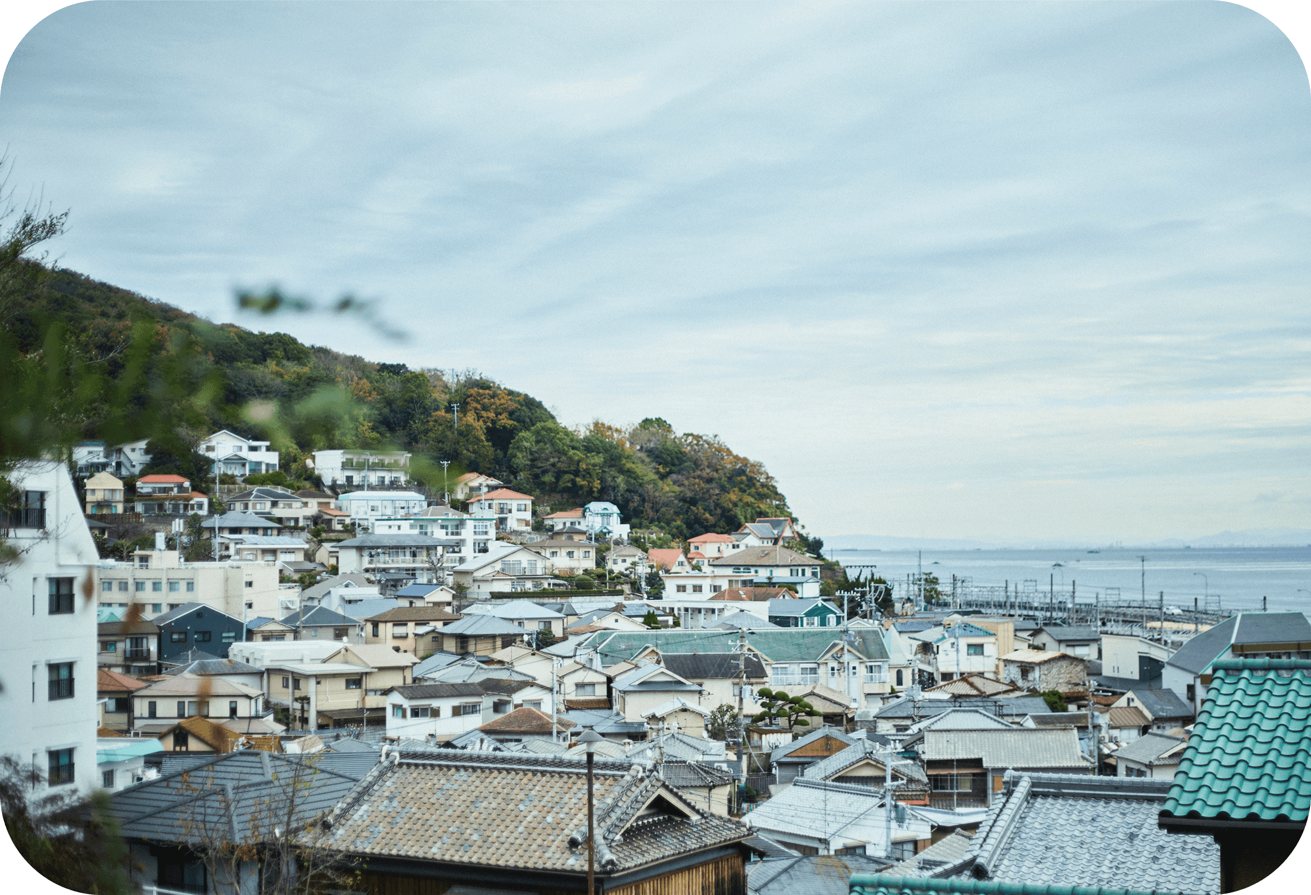 神戸の小さな港町で丁寧につくられるカレーの物語